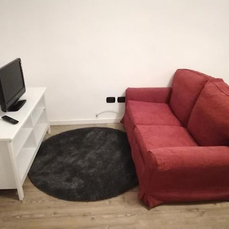 Apartamento Centro E Parco 10 Min - Flat In Monza Exterior foto